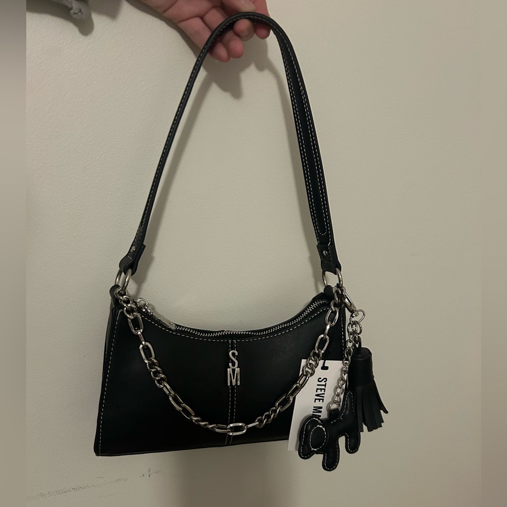 steve madden shoulder bag with charms